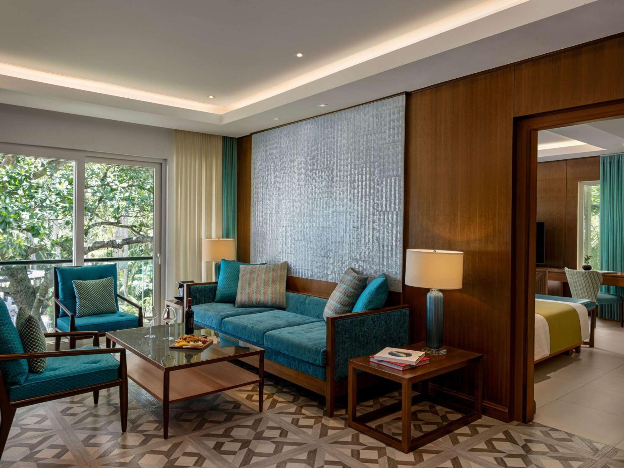 Movenpick Resort & Spa Boracay Yapak Exterior foto A suite at the Taj Bengal