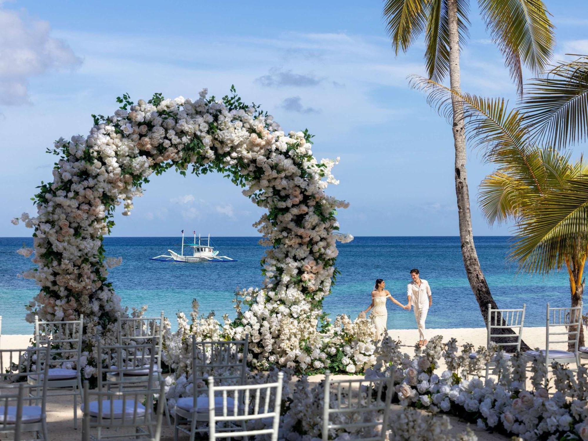Movenpick Resort & Spa Boracay Yapak Exterior foto Wedding at Sandals Emerald Reef